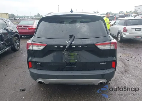 2022 Ford Escape Sel z USA, uszkodzony, nr VIN 1FMCU9H64NUB26680